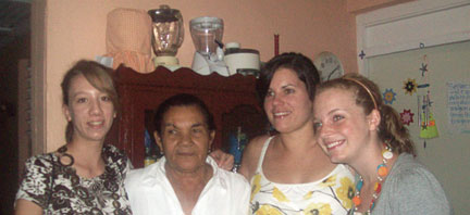 L-R: Meghan with her host mom, Madina, along with Cindy Smukavich (teacher and team leader) and Jennifer Czekus, both of St. David Catholic Secondary School in Waterloo, Ontario. All three stayed in Madina’s home for the week they were in Consuelo. Credit: Michael Morris