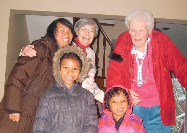 (CREDIT: Lorie Nuñez, OLM)Sisters Mona Kelly (above right) and Gwen Legault. Credit: Lorie Nuñez, OLM.